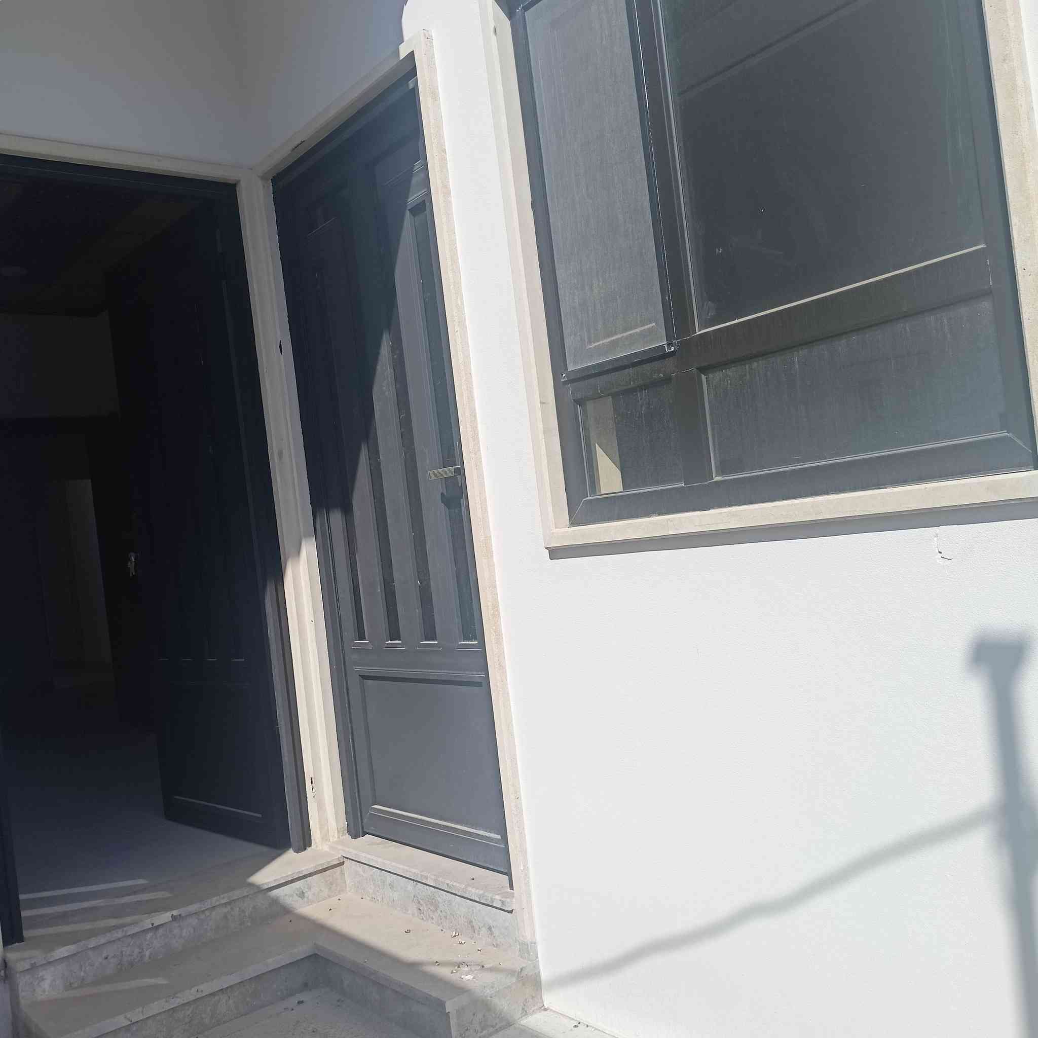 دار للبيع
المساحه 100م
صنف الأرض بستان ملك صرف 
اتجاه شروق 
البيت زيرو استلام مفتاح
الموقع قبل هيما ستي 
خلف بانزيخانة المشرق
***********ابو احمد 
***********ابو علي
