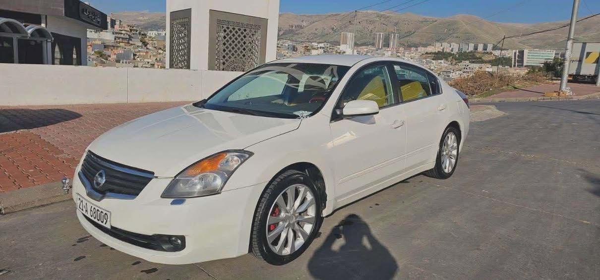 نیسان اڵتیما 
مۆدێل 2008 
3 پارچە بۆیاخ بێ ناو گرتن
سەنەوی نوێ تاوەکو 2029
82 $ و کەمێک مەعمەلە

***********

***********
