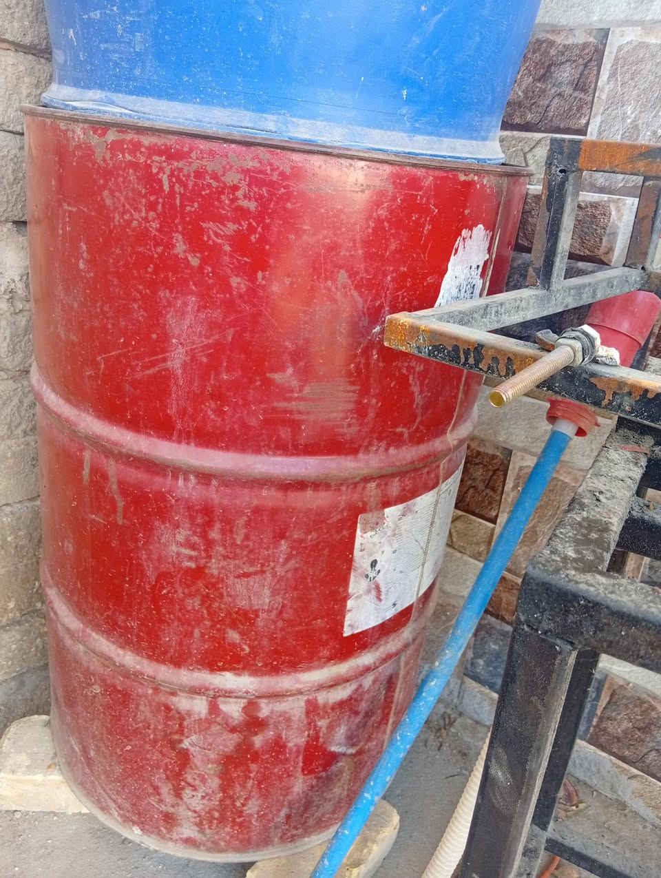 ويتوفررفوف ملابس


**إذا كنت صاحب هذا الإعلان وتريد حذفه لأي سبب، رجاءا أرسل رسالة إلى الدعم الفني**