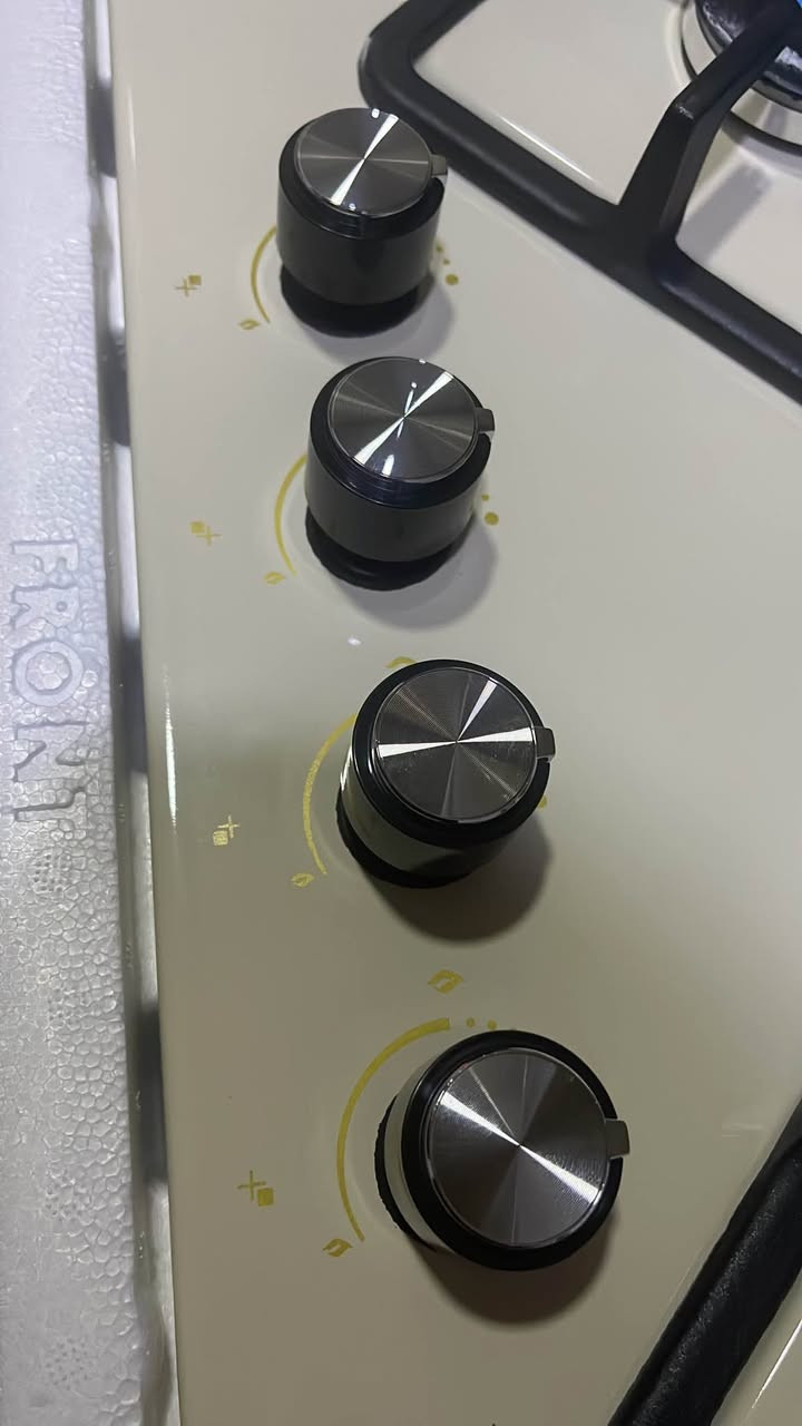 ‎تەباخی  
‎مارکەی ferre 
‎چوار چاو 
‎چاوەکانی حاسەیە 
‎ڕەنگی کرێمیە
‎لە سلێمانین 
‎سعری 
‎١٠٠  هەزارە السليمانية, العراق


**إذا كنت صاحب هذا الإعلان وتريد حذفه لأي سبب، رجاءا أرسل رسالة إلى الدعم الفني**