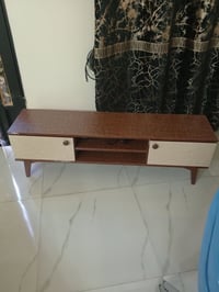 ميز • جديد • مستخدم