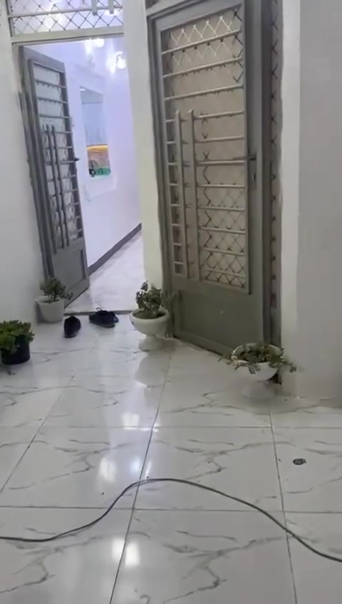 [٣/‏٦, ٨:١٦ م] عقارات البارون: مشتمل للبيع في حي صلاح الدين بل بداية مساحة 100م طابقين 3 غرف نوم
/المشتمل فارغ حالياً/ 
سعره 63 وبي م] عقارات البارون: قريب على درة سامراء
[٣/‏٦, ٨:١٦ م] عقارات البارون: المشتمل ينباع بل قسط او النقد
[٣/‏٦, ٨:١٦ م] عقارات البارون: اذا بنظام القسط 
مقدمه اقل شي 40 والباقي كل شهر 500
[٣/‏٦, ٨:١٦ م] عقارات البارون: يصير سعره بل قسط ب80 وبي مجال
[٣/‏٦, ٨:١٦ م] عقارات البارون: مشتمل للبيع في حي صلاح الدين بل بداية مساحة 100م طابقين 3 غرف نوم


**إذا كنت صاحب هذا الإعلان وتريد حذفه لأي سبب، رجاءا أرسل رسالة إلى الدعم الفني**
