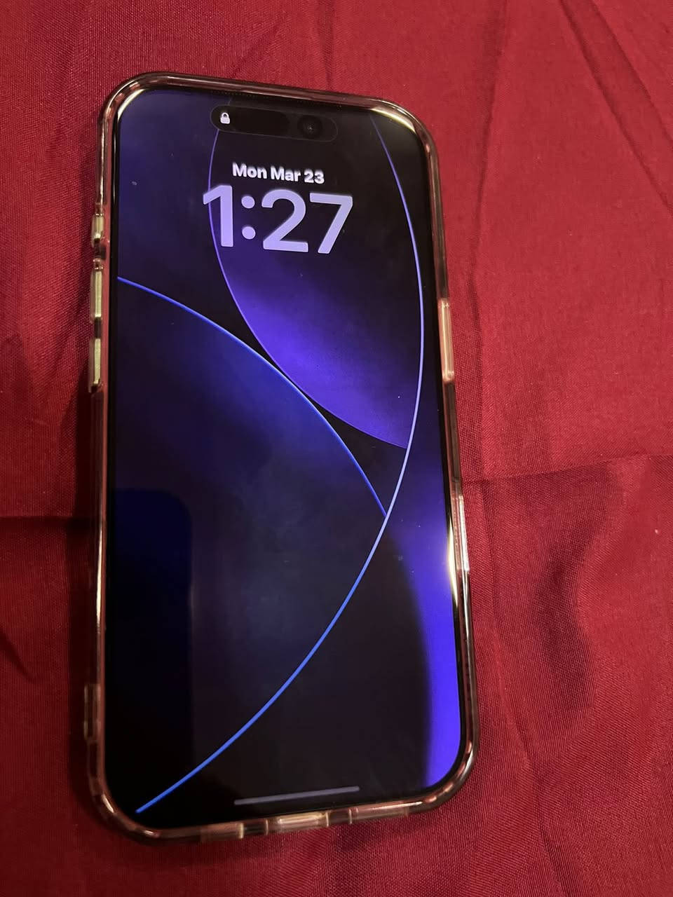 ايفون ١٧ العادي
مستعمل اخو الجديد
ذاكرة ٢٥٦
بطارية ١٠٠٪؜
دورات شحن ٢٥
مع باكيت 
واير شحن وشاحنة
وكفر ولاصقة شاشة
لمعرفة السعر خاص 
او على الوتس اب ***********
