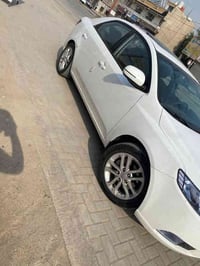 كيا سيراتو موديل 2011 سياره مكفوله كفاله عامه ماشيه 120 سياره جديده بم...