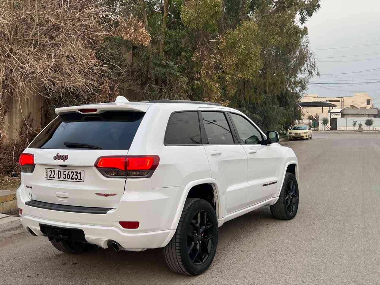 السلام عليكم جيب  شيروكي موديل 2017 سعر بلاش 175
بيه 4 قطع صبغ. فقط 
 فول موصفات جكات كشنات تبريد دفه كشنات كهرباء 
جلد ومخمل وبعد بيه هواي موصفات 
مكان سيارا اربيل 
*********** وتساب أربيل, العراق
