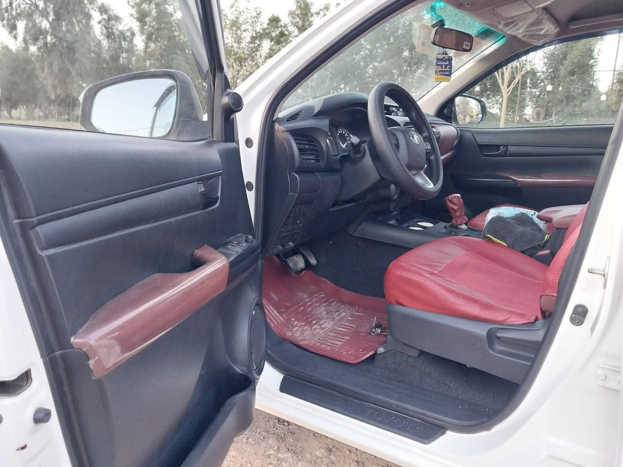 سلام عليكم
بيكم هايلوكس موديل 23 ساز
رقم بغداد  
ماشيه ٤٧
محرك كير تبريد سدر كلها عل شركه 
مكفوله من صبغ ول حادث تبديل 
كير اوتماتيك سيارة 
سيارة احله من صور
فقط بارد بل باب الخلفي شبر 
داخل فديو جميع تفاصيل مكتوبه 
سعر 270 بيها مجال  قليل 
مكاني بغداد 
***********
