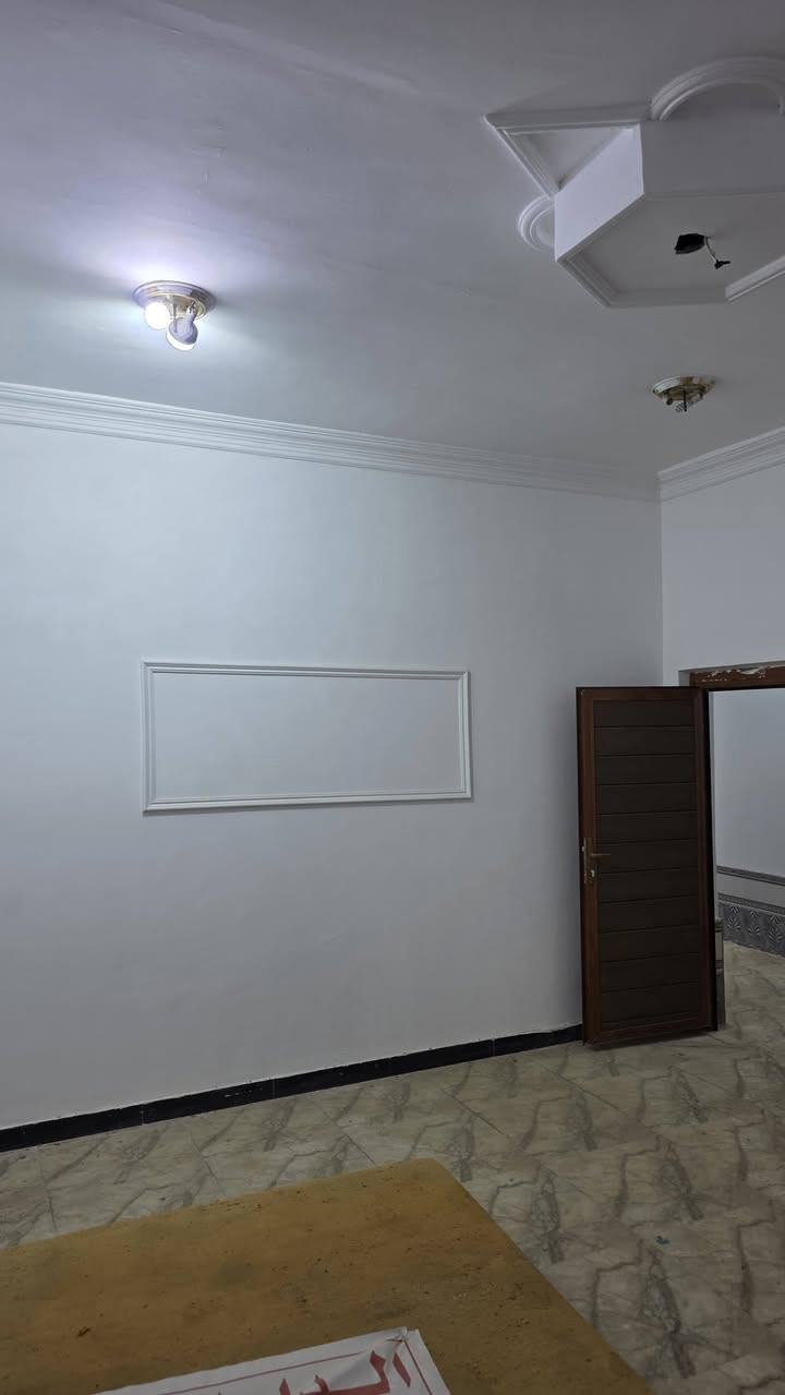 بيت إيجار بحي أور يم المدرسه الايرانيه طابقين ترميم حديث مساحته 140 متر
3 غرف نوم وصاله ومطبخ واستقبال وصحيات ايجاره 600
***********
