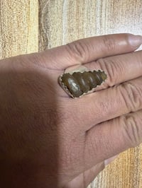 لعشاق النوادر للبيع فقط خاتم لوي نباعي ٥ لويات عسلي شفاف مگشر وصافي   ...