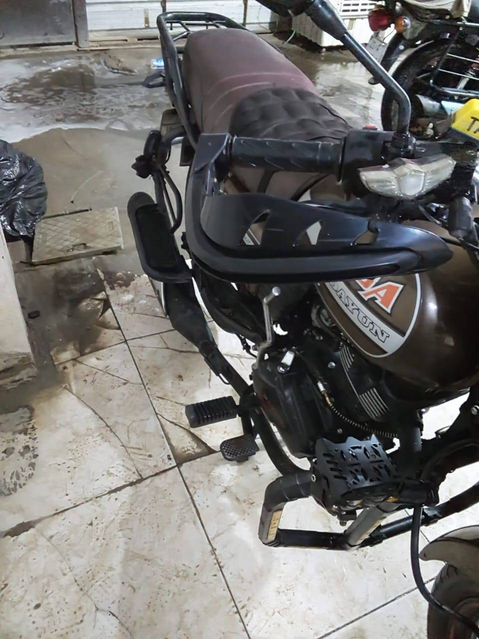 السلام عليكم دراجه دايون رقم اربيل موديل 2024 نازله 2025 الدراجه بسم الشركه تحويل مباشر ويه الوكيل مستمساك الوكيل والعقد شراء الدراجه نضيفه خير من الله + تزويد دشبول + درع + منضومة زنون + تقسيمات + اشاير  + دبل اشاره  ماشيه 20 الف  الدراجه كفاله السعر مليونين قفل معجبك المنشور لى تكصر ابحلال العالم  للستفسار ***********
