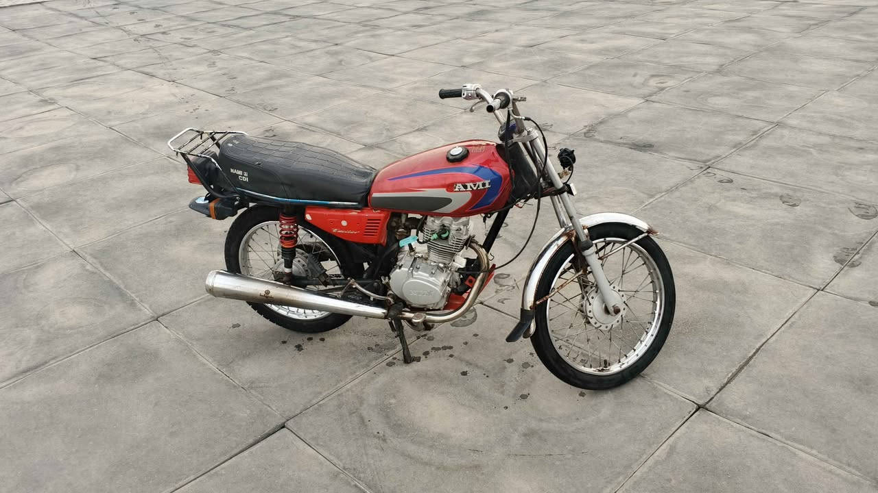 مراوس فقط
شعدك نزل 
بدون اوراق 
مكان عمارة 
دراجة عوزهة ترتيب. 
***********
فقط واتساب 
الدراجة بس مراوس مو البيع علي الغربي, ميسان
