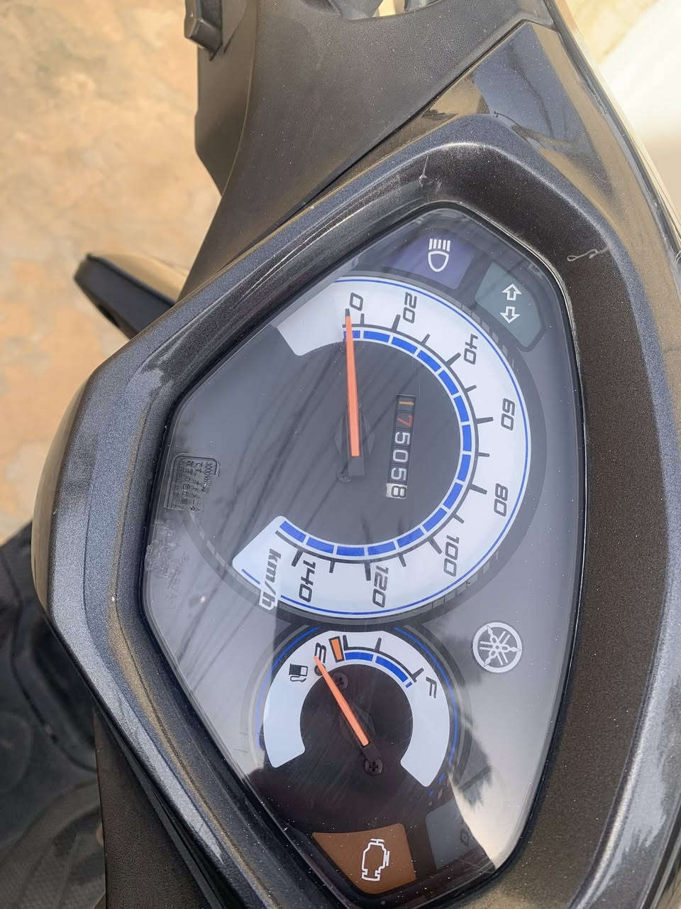 اكدز مديل عشرين السعر ١٢ ونص وبيه مجال العنوان كربلاء لاستفسار***********
