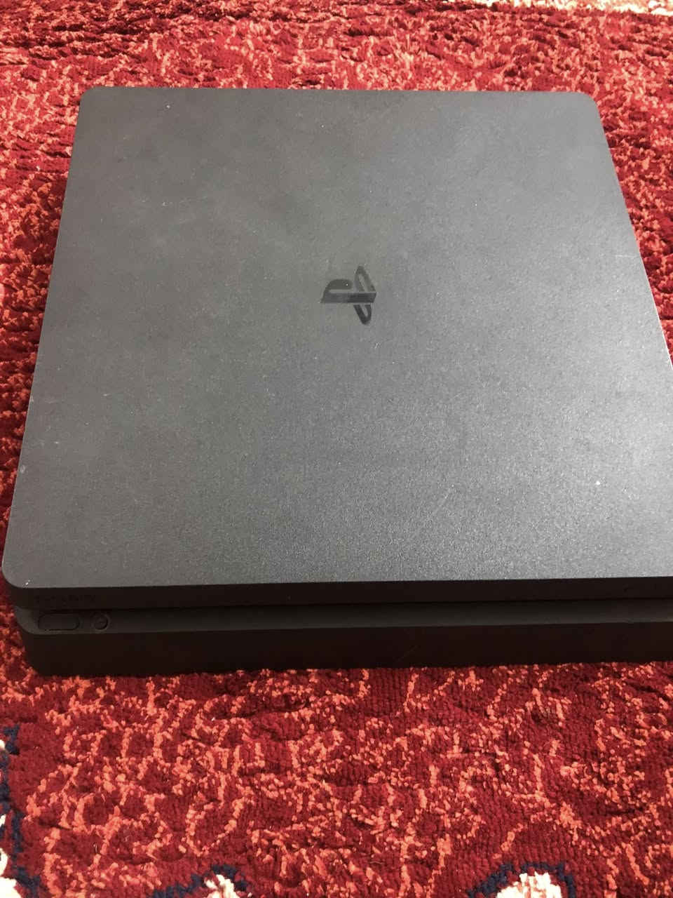 السلام عليكم من رخصه الادمن بلي فور سلم للبيع استخدام بسيط نظافه 100‎%‎ وياه يوبي اس و3 يدات وقرص جي تي اي مع كارتونه وملحقات الجهاز (الكيبلات ) عنواني شارع 60 تفاصيل اكثر على الخاص


**إذا كنت صاحب هذا الإعلان وتريد حذفه لأي سبب، رجاءا أرسل رسالة إلى الدعم الفني**