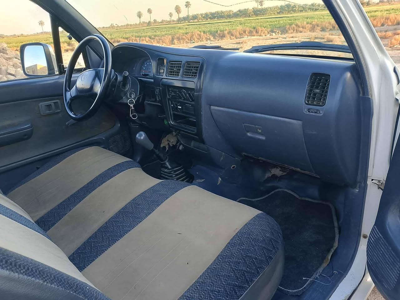 السلام عليكم للبيع بيكم تيوته موديل 2001 خليجي رقم بابل سنويه مجدده لل28 تبريد سياره جاهزه تخم تاير جديد حداديه جديده سياره مكفوله من ضربه وتبديل مكان السياره الديوانيه للاستفسار الاتصال على الرقم *********** مكلف بالنشر
