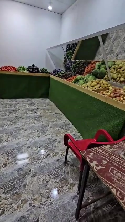 للبيع ميوزة عرض فواكه ومرايات نظيفة. للتواصل:***********
