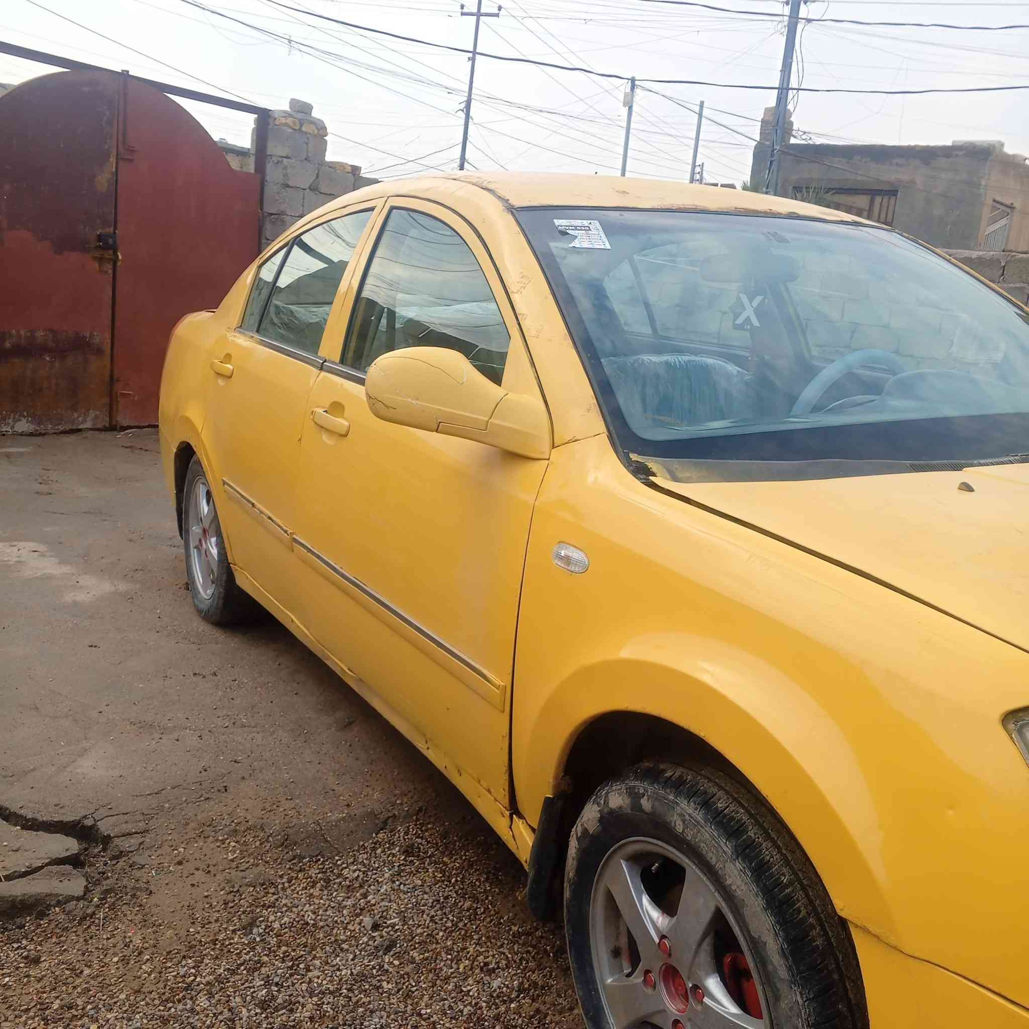 سلام عليكم سياره لبيع شيري اي فايف مكينه محوره بيكاتشو سنويه صاقطه العام مصفره هية وغرامات عد صاحبي وكاله عامه تخم تاير دواخل نضيفه  كهربائية شغاله حداديه نضيفه المكان شطره السعر 25 وبيه مجال *********** او مراوس
