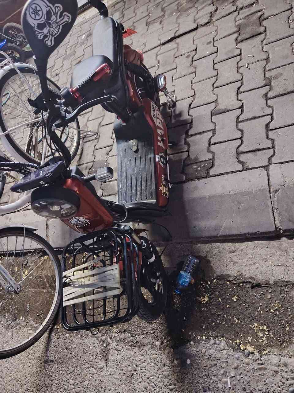 بايسكل شحن حجم ١٤ بطاريات جديدة مابي اي عيب السعر ٢٠٠ وبي مجال كركوك حي عدن بيع مستعجل عليه


**إذا كنت صاحب هذا الإعلان وتريد حذفه لأي سبب، رجاءا أرسل رسالة إلى الدعم الفني**