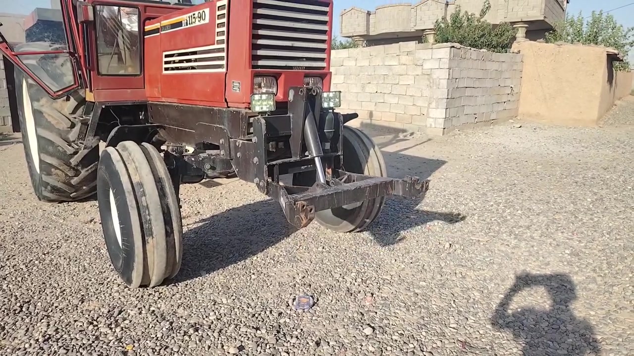تركتر فيات حجم 115وضع شركه محرك شرط گير بشرط هودرليك شرط كلو وضع شركه مكانه قضاء مخمور سعره 35بيها مجال بسيط خاص ماجاب تصل ودلل ***********اسيه ***********
