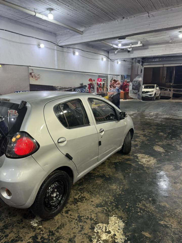 السلام عليكم
جيلي باندا موديل 2013
كير ومكينه كفاله
السيارة جاهزة عليه ادامه وصدر جديد
تبريد تدفئة السيارة كامله من كل النواحي متصرف عليها شي ماشيه 7400 السعر 56 وبية مجال للشراي الاتصال ***********
