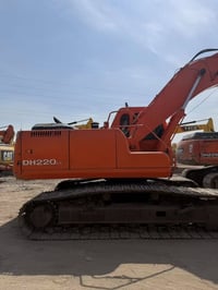 220LCV • شاحنة خفيفة