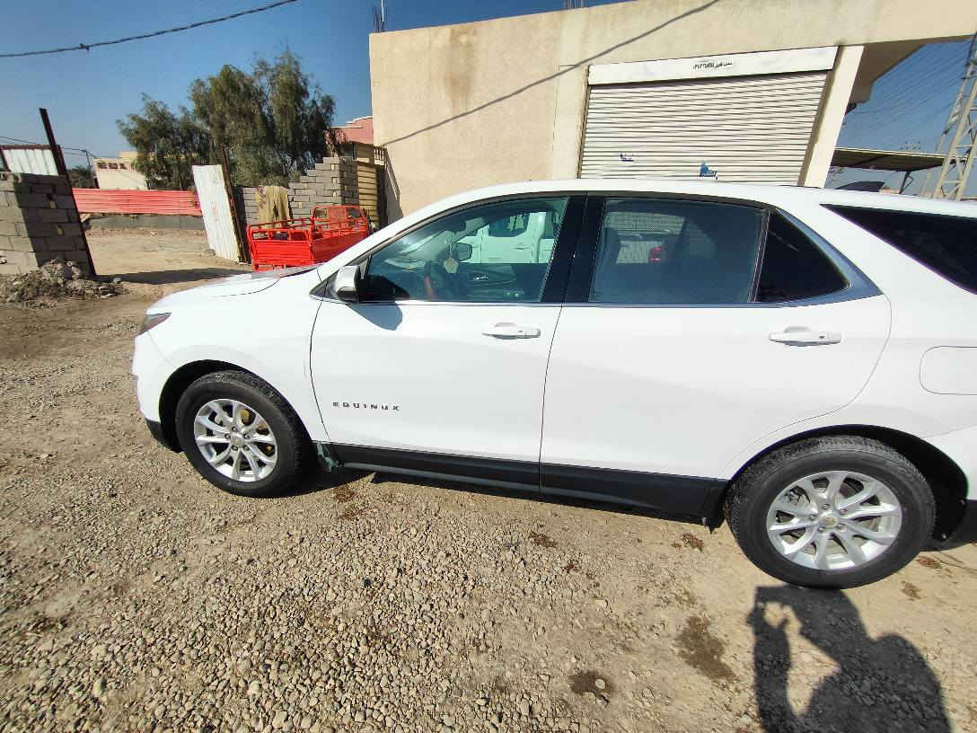 شوفر ليت كيونكس  موديل 2019 رقم ذي قار للبيع  حسب القناعه حادثهه كما موضح  مرفقه بالمنشور  السعر 135 للاستفسار الاتصال ع الرقم *********** المدينة, البصرة
