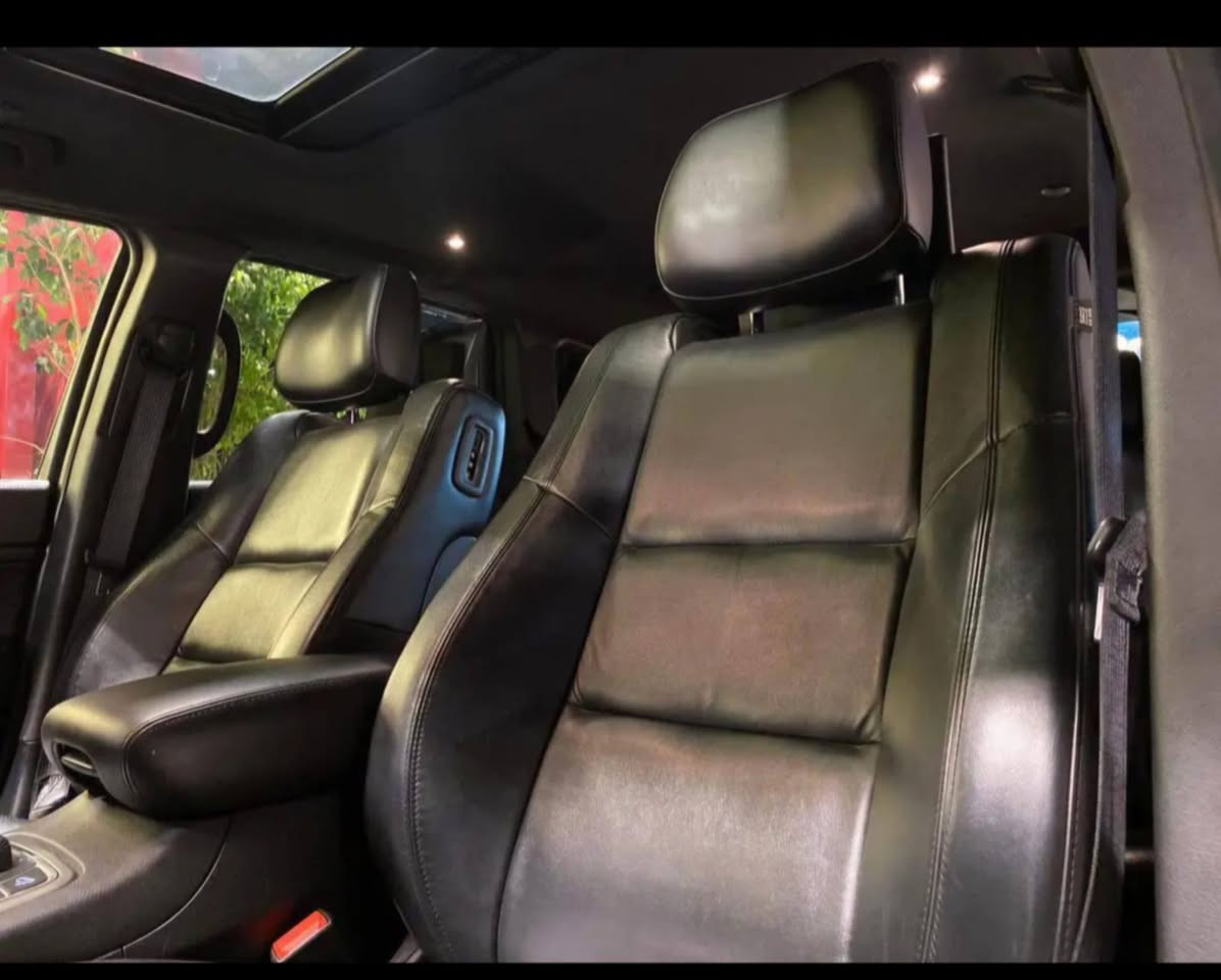 Jeep Grand Cherokee 2022
🔥 جيب جراند شيروكي موديل 2022 – أعلى فئة 🔥
✨ بحالة ممتازة وقريبة جدًا من الزيرو.
✅ أعلى فئة ✅ محرك 5700 CC V8 (8 سلندر) ✅ فابريكا بالكامل ✅ جميع الصيانات بالتوكيل 📍 العداد: 98,000 كم 📄 رخصة سارية لمدة سنة
📍 المعاينة: باسوس – القليوبية


**إذا كنت صاحب هذا الإعلان وتريد حذفه لأي سبب، رجاءا أرسل رسالة إلى الدعم الفني**