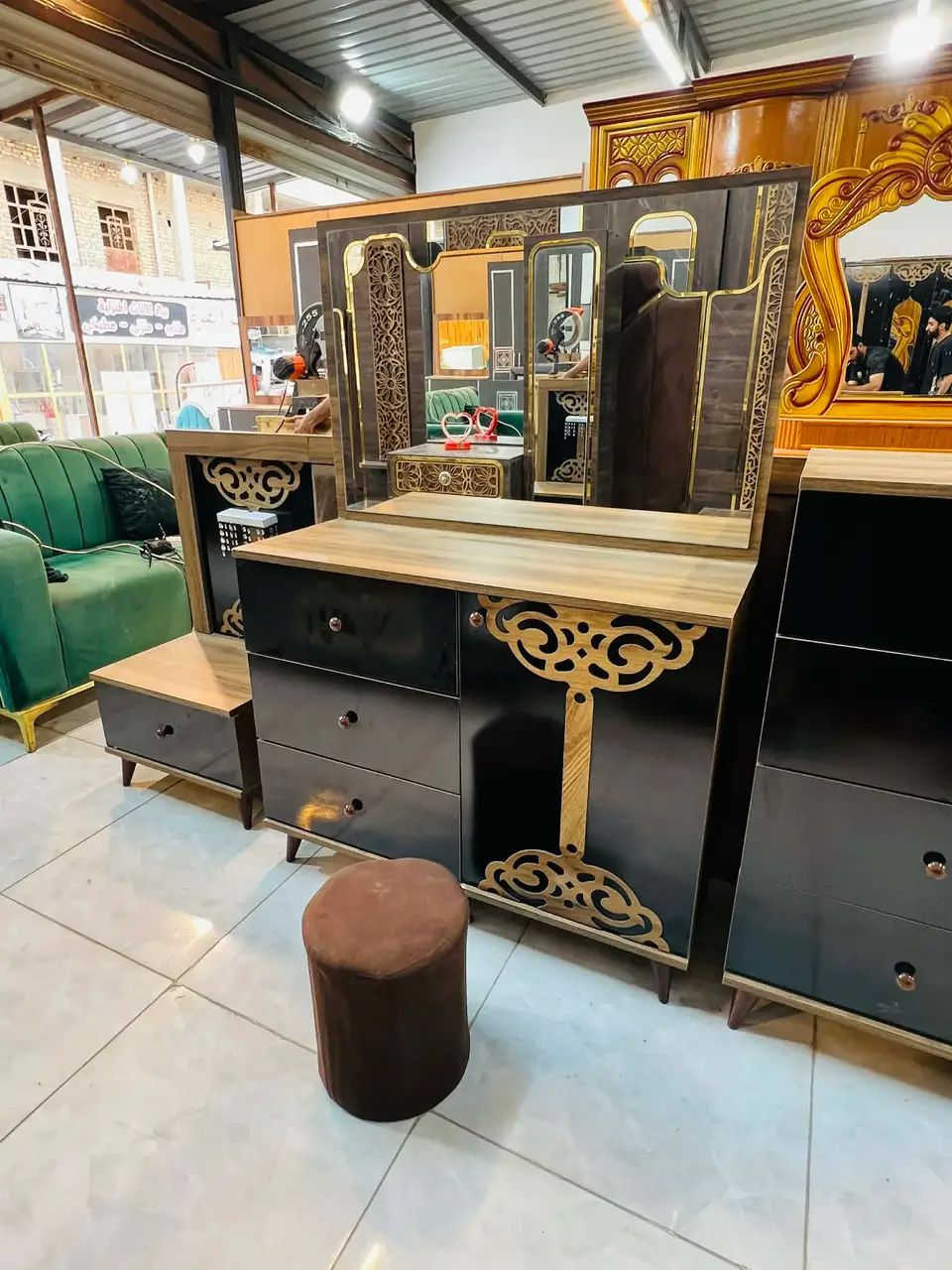 غرفه ترڪي🇹🇷 
8 قطع 
نضافه 95/💯
نضام ابواب 
السعر /750
مع شد ونقل 🚚 داخل بغداد مجانآ
 باقي المحافظات بسعر مناسب


**إذا كنت صاحب هذا الإعلان وتريد حذفه لأي سبب، رجاءا أرسل رسالة إلى الدعم الفني**