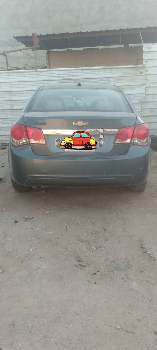 السلام عليكم سياره شوفرليت كروز موديل 2012 ماشيه 150 الف فقط وارد امريكي سياره كلش نضيفه محرك كير حداده تبريد سنويه لل2027 كفاله بس بيها حادث دراجه وسويته موضح بل صوره قبل لا اصبغه وصبغته السعر 62 ترايك لأربيل شرط مكاني بصره شارع كوت ثويني مقابل صناعية حمدان وهذا رقمي ***********
