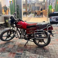 اخون دراجه فيوم اوراق اصولي  البيع صاحبه شرطي وكلشي شغال بيهه 07735548...