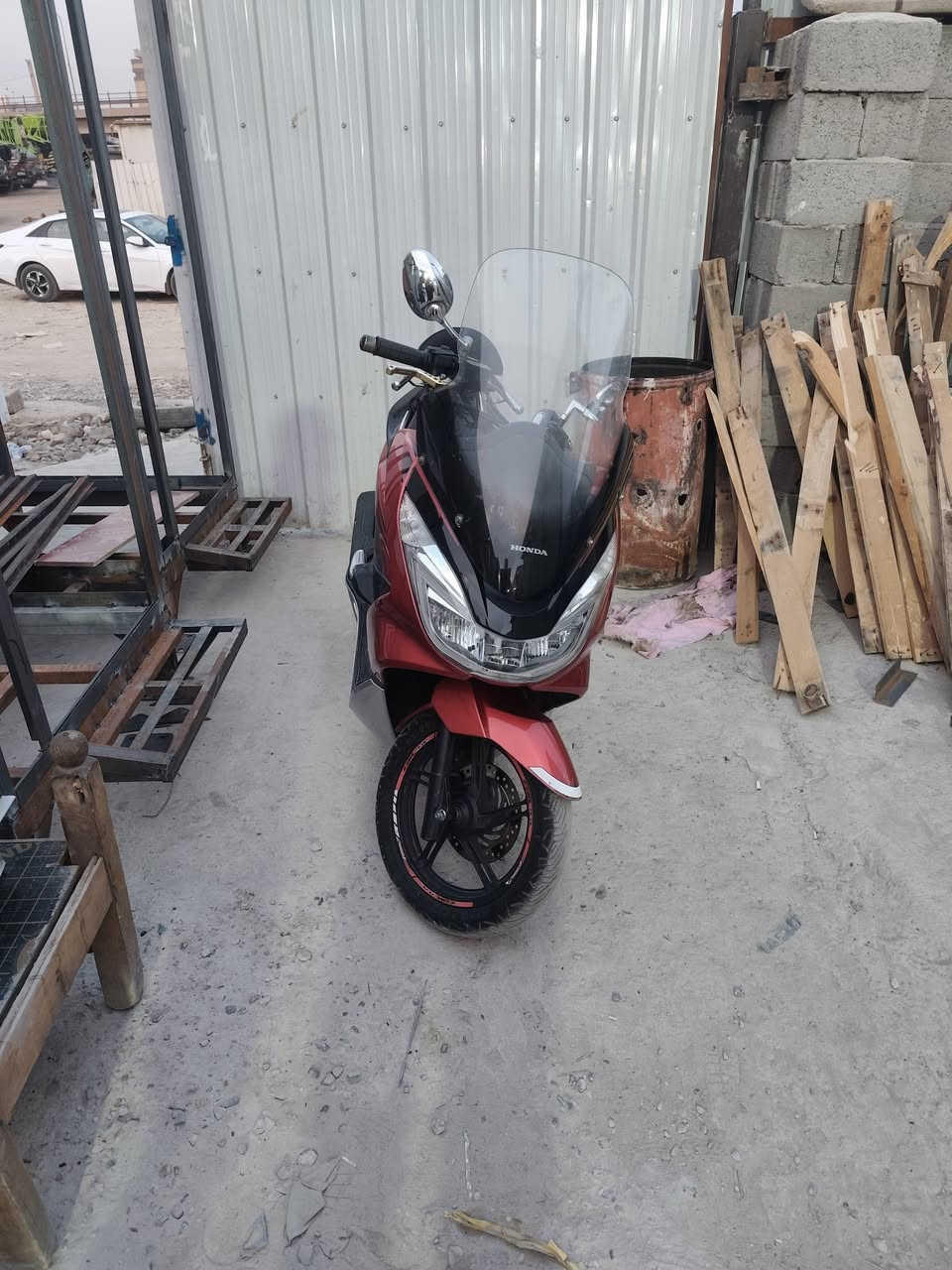 السلام عليكم بي سي اكس اللبيع ياباني يدأت تتدفه
و سستدم بيه مناك الدراجه ماشيه 26 الف مكاني بغداد 
سعره مليونين ونص وبيه مجال شي قليل 
رقم ***********
