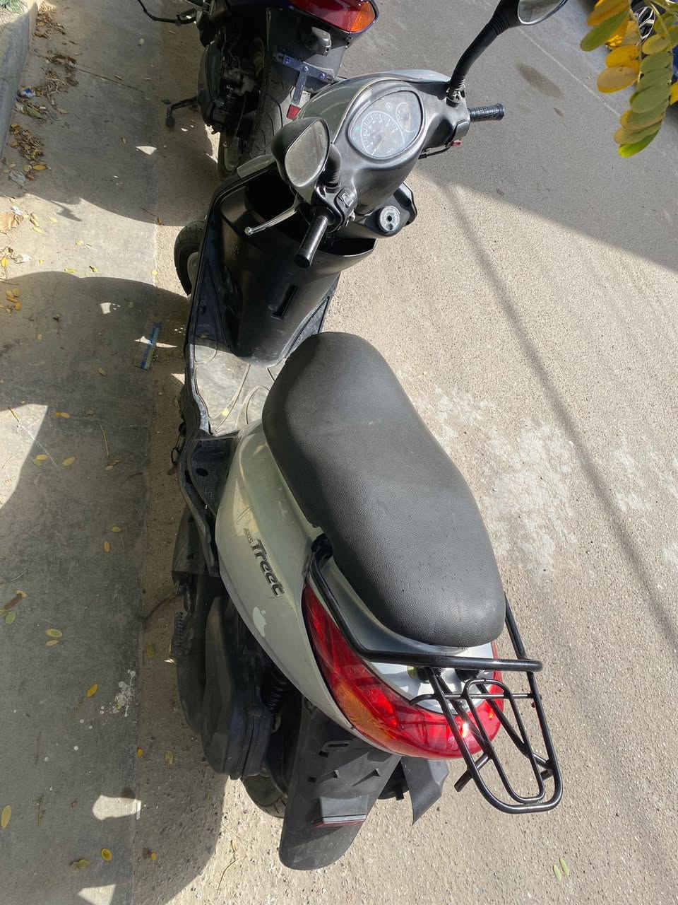 سلام عليكم اكزز نوزل ياباني مكفوله دراجه خرسه لا صوت ولا اي شي كامله مانقصها اي شيء مكاني بغداد سعرها 900 وبيها مجال حك الجيه رقمي ***********
