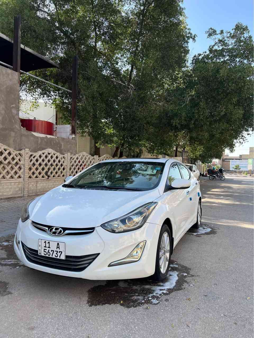 النترا 2016
رقم انكلزي بسمي 
بيه ربع باب خلفي بارد وجاملغ خلفي بارد بالدور مذكور بالسونار 
وبيه كم كارت مال تشليع صبغ بالبنيد
خداديه جديده تبريد تمام
تايرات جدد
باتري جديد
السعر 125
للاتصال *********** النجف, العراق
