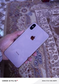 ايفون اكس ماكس نضيف وكله شغال ما بيي اي خلل جهاز وكاله متواجد 07742589...