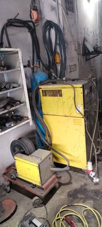 ئیساب لاک 315. بەکار هاتوە بەلام زۆر باش ئیش دەکات هیچ کێشەی نیە دەسکی...