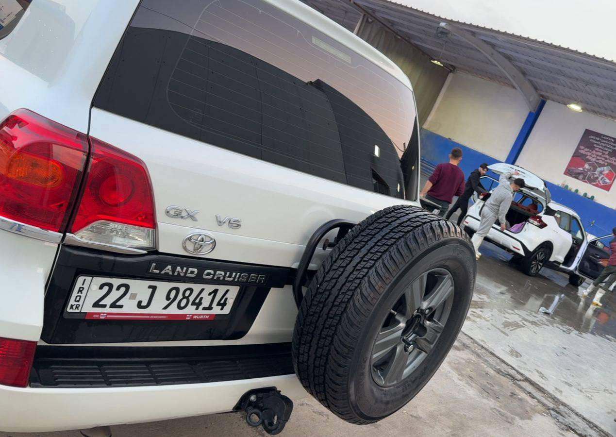 تۆیۆتا لاندکروزەر 2014 GX دەبڵ سپێر
تەنها 133 کم حەقیقی ڕۆیشتوە 
لايت ئۆتۆ بسمه سلايت 
سه نه وي نويه تا ٢٠٣٠
گير مه كينه به شه رت 
دەعامی بۆ دەعامی بەشەرت 

نرخ : خاڵێک دابنێ لە کۆمێنت بە تایبەت دێت 📥 

سەیارەکە زۆر جوانە و بێ کێشە 
دینار مەسرەفی تێدا نیە 

بۆ زانیاری زیاتر پەیوەندی بە خاوەنی 

***********
