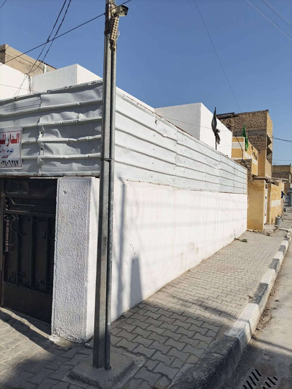 بيت للبيع ركن مساحته 110 في قضاء الحسينيه 
للاستفسار  ***********
