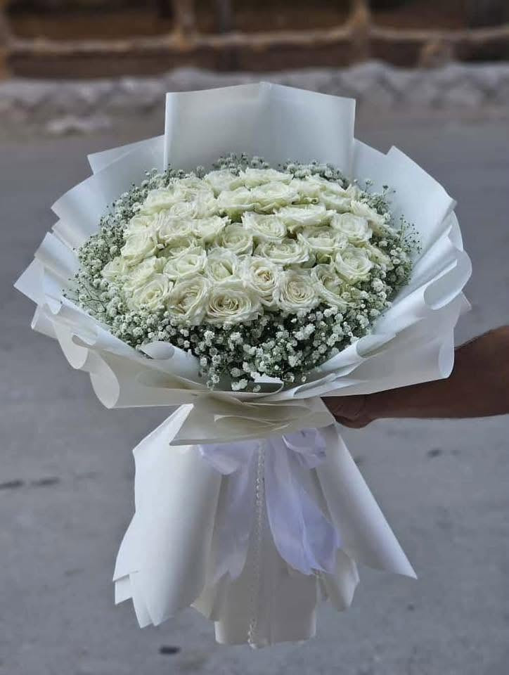 💌 ‪***********
متوفر جميع انواع الزهور داخل السنتر 
متوفر ايضا منتجات عنايه والمكياج للهدايات 

🔥🔥تتوفرخدمه توصيل داخل كميره توصيل مجاااااانييي او زورونا داخل السنتر🏎️

العنوان كميره قرب جامع ابو الزهراء داخل سنتر علي فون

