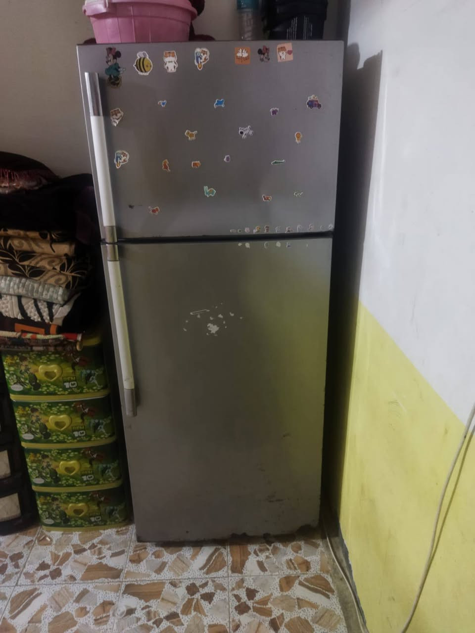 سلام عليكم ثلاجات للبيع مكان نجف سعر مناسب ***********
