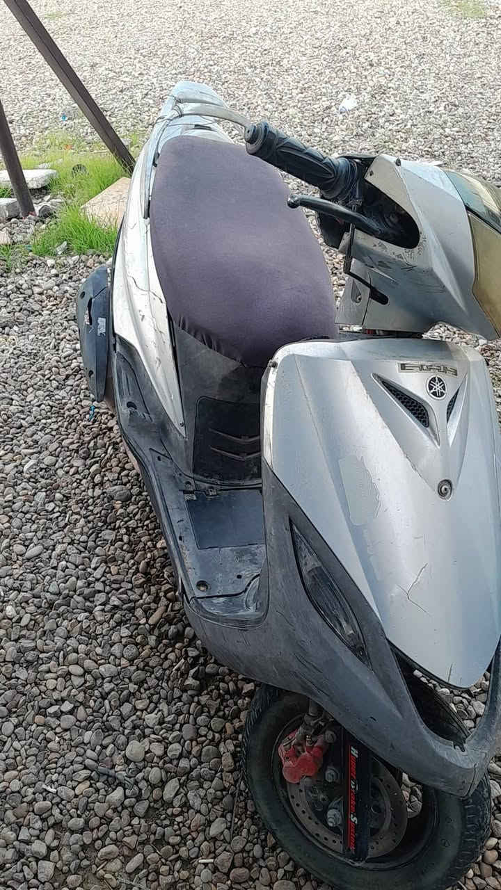 سلام عليكم درجه ١٤٠ نضيفه مامفتوحه مكانه عامريه سعر ٣٥٠ وبيه مجال حك جيه***********
