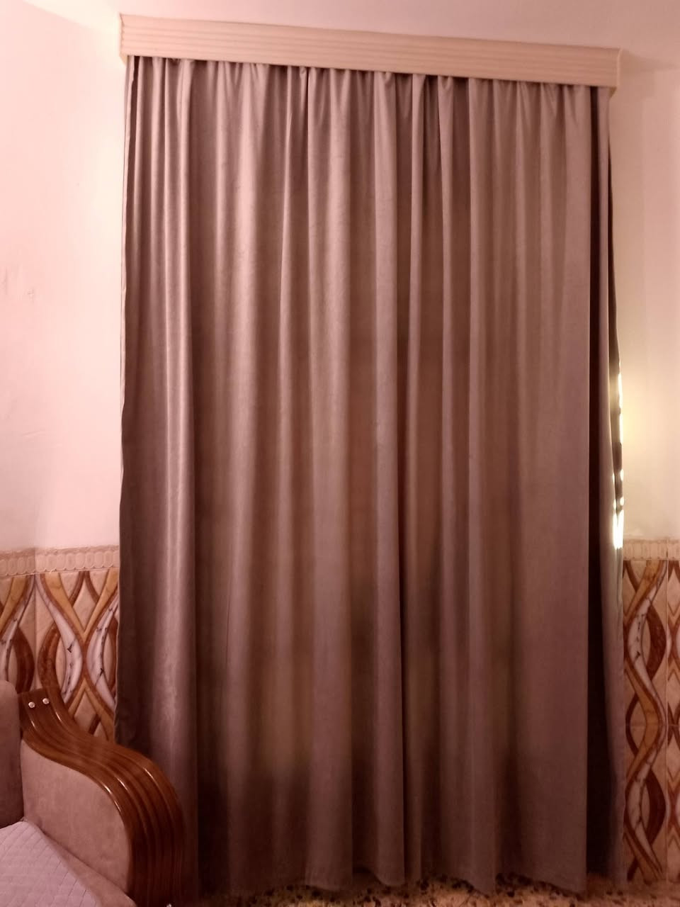 دار للبيع
طابو صرف المساحه 130متر 
( واجهه 6.5 . النزال 20)
طابق واحد يتكون من ،
غرفه نوم (٤*٥)
حمام (٢*٣) 
هـــــول (٥*٥)
استقبال (٣.٥*٦)
مطبخ (٢*٤)
صحيات خارجيه 
للاستفسار الاتصال 
***********
