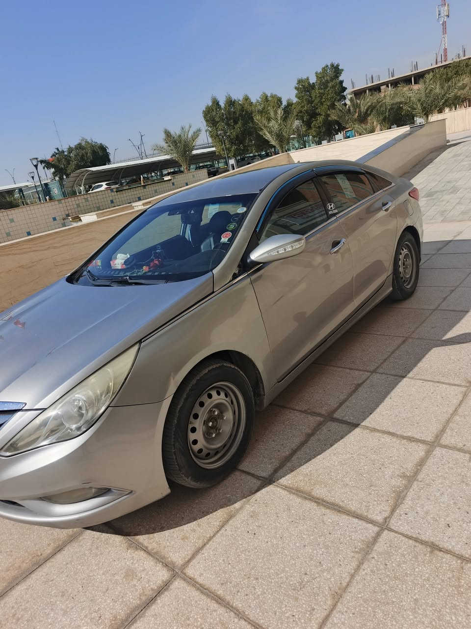 سلام وعليكم
سوناتا مديل 13 كص جنطه ادوات اصل غاز متومه على اختها واجها شرط الحاسبه سنويه ورقم مضبوطات كلش 
سياره فول عده الفتحه 
٣ بصمات تشغيل وجنطه وباب 
حساسات خلفيه شاشه كامره دواره 
تحكمات كلها شغاله 
تبريد قطعتين اشارة ترحيب مري شفط ويا التقفيل
كشن كهربائي 
سياره حلوه ومرتبه مال جناي 
جاهزه من الدعاميه للدعاميه 
سعر 50 وبيها مجال مكانها نجف الا اشرف 
***********
