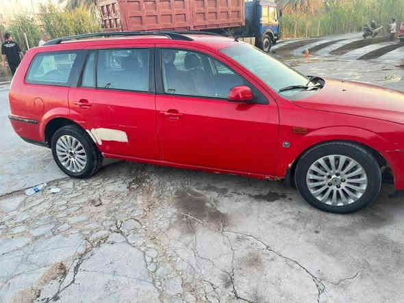 بسبب الوعود الكاذبه أعيد نشر السياره فورد مونديو ٢٠٠٧ سياره حلوه ومرتبه وترابك وين متريد تايرات جدد باتري جديد داينمو جديد غرفه حلوه ومرتبه سياره ستيشن فول كل كهربائياتها شغاله سعرها ٤٥ ورقه وبيها مجال للاستفسار *********** بغداد
