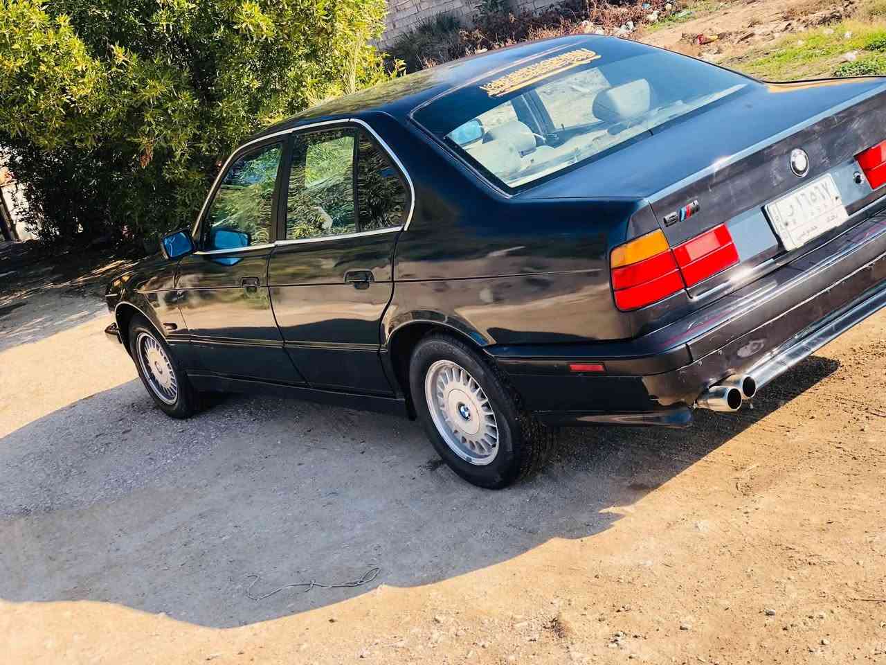 بي ام 535 مستعجل ع بيعتها عندي عملية
كامله بدون نقص سنويه ماساقطه مكان ديالى 42وبيها مجال اتصل #لاتراسل ***********
