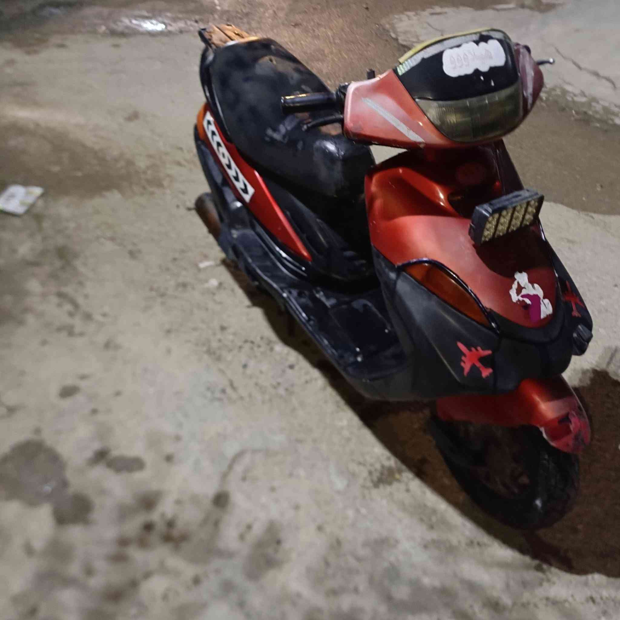 دراجه للبيع فراشه ياباني محرك ليت عالي ناصي اشايرب بك ليت بريك امامي خلفي كله نضيف هورن سلف هدر جاهزه مال جناي محرك دبلات هورن سعر 275بيه مجال  بعقوبة تحرير تصال ***********
