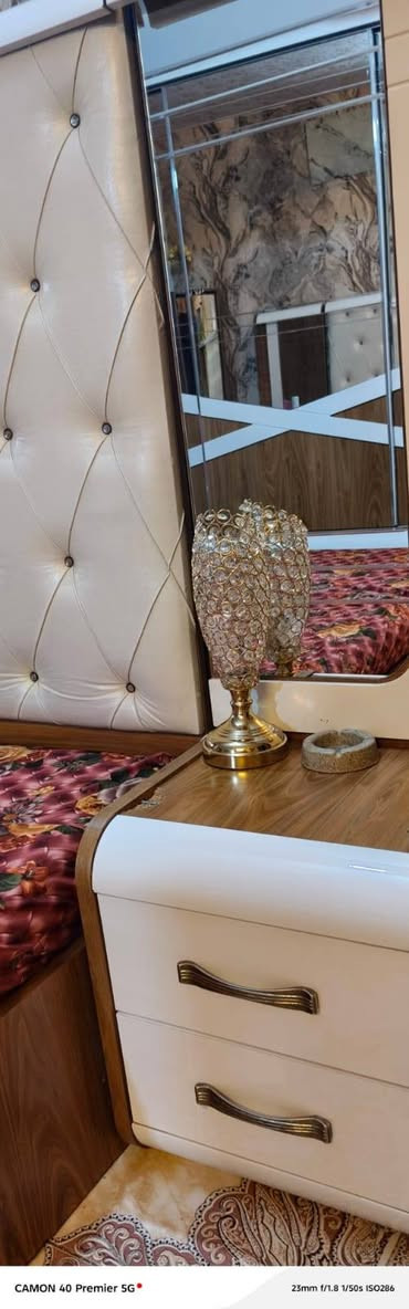 السلام عليكم غرفه للبيع نظيفه 11 قطعه مكان بغداد السعر 550 رقم ‏‪0770 495 9679‬‏
