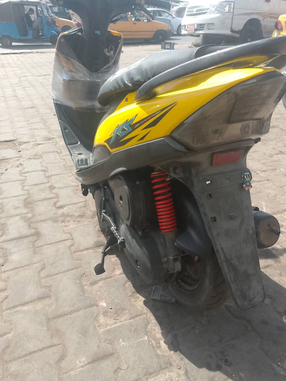 سلام عليكم شباب دراجه ماكس ١٢٠ دراجه مكينه خرسه شلعه معدل خير من الله دراجه كهربائيات شغاله كلهه سلف هندر شغال دراجه كفر تجاري اصلي مختم ختم واحد دراجه ناعمه وحلوه نقص واقيه مال صالنصه فقط السعر 500 وبي مجال مكاني حي اور جامع الفردوس رقم ***********
