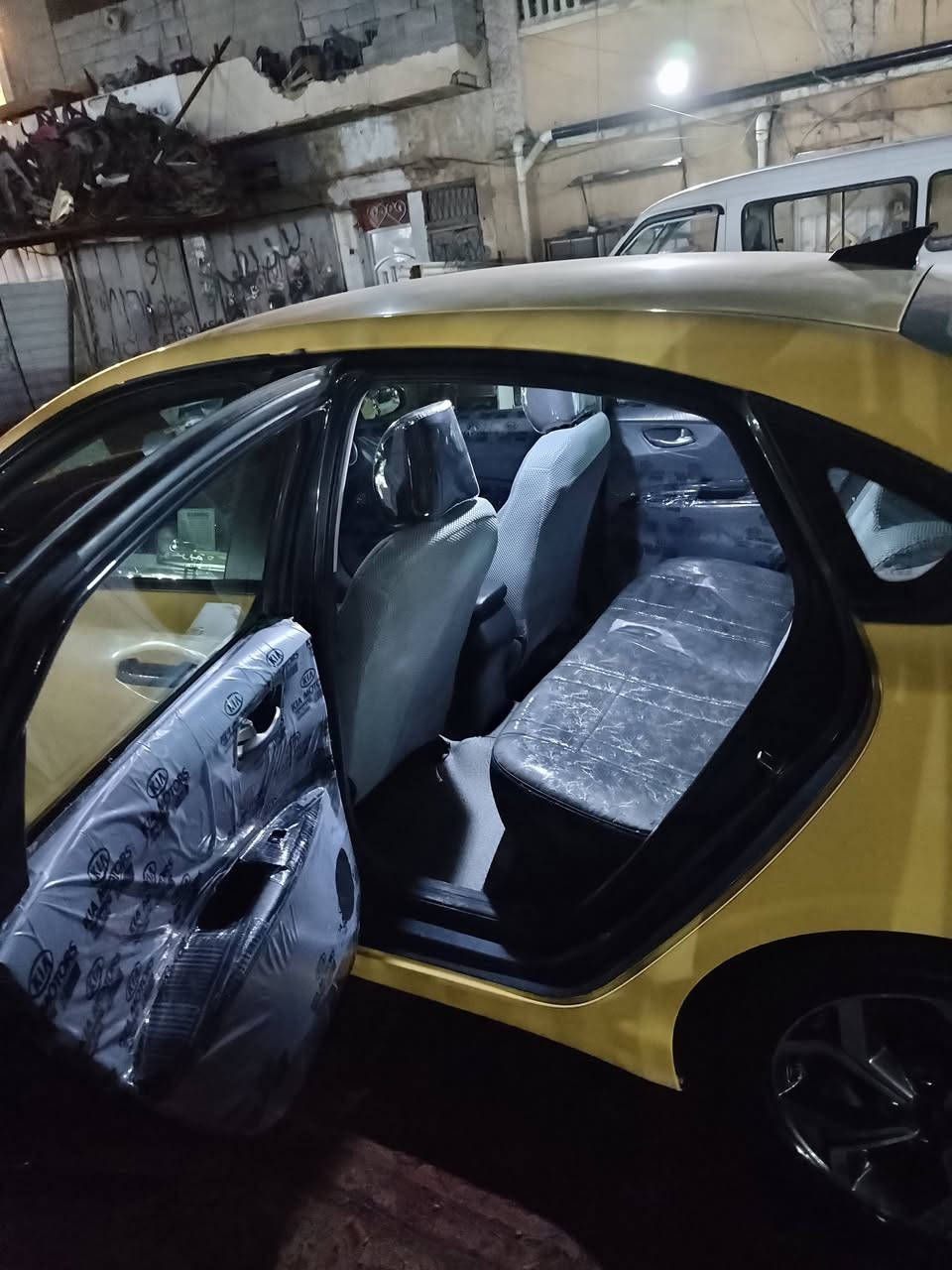 السلام عليكم كيا فورتي 2019 وارد امريكي الحادث موجود منشور بالصور  والاتصال على رقم الهاتف فقط ***********
