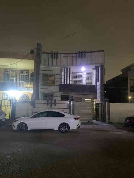 البيع دار مساحه 150وجها 7ونص
حي الاعلام الشباب خلف سوق اميمه
طابقين بناء درجه اولى ارضيه 
كل لبيت مرمر +جبسن 
عرض شارع 20
يحتوي ع 4غرف نوم 
طابق اول صاله ومطبخ حولي غرفه نوم وخدمات
طابق ثاني غرفتين نوم وخدمات 
اتصال ع ارقام 
***********
‏‪***********‬‏
@إشارة
