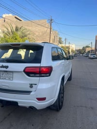 جيب لميتد فول مواصفات السياره عدا الجكات سبعينيه موديل 16 ماشيه 100 ال...