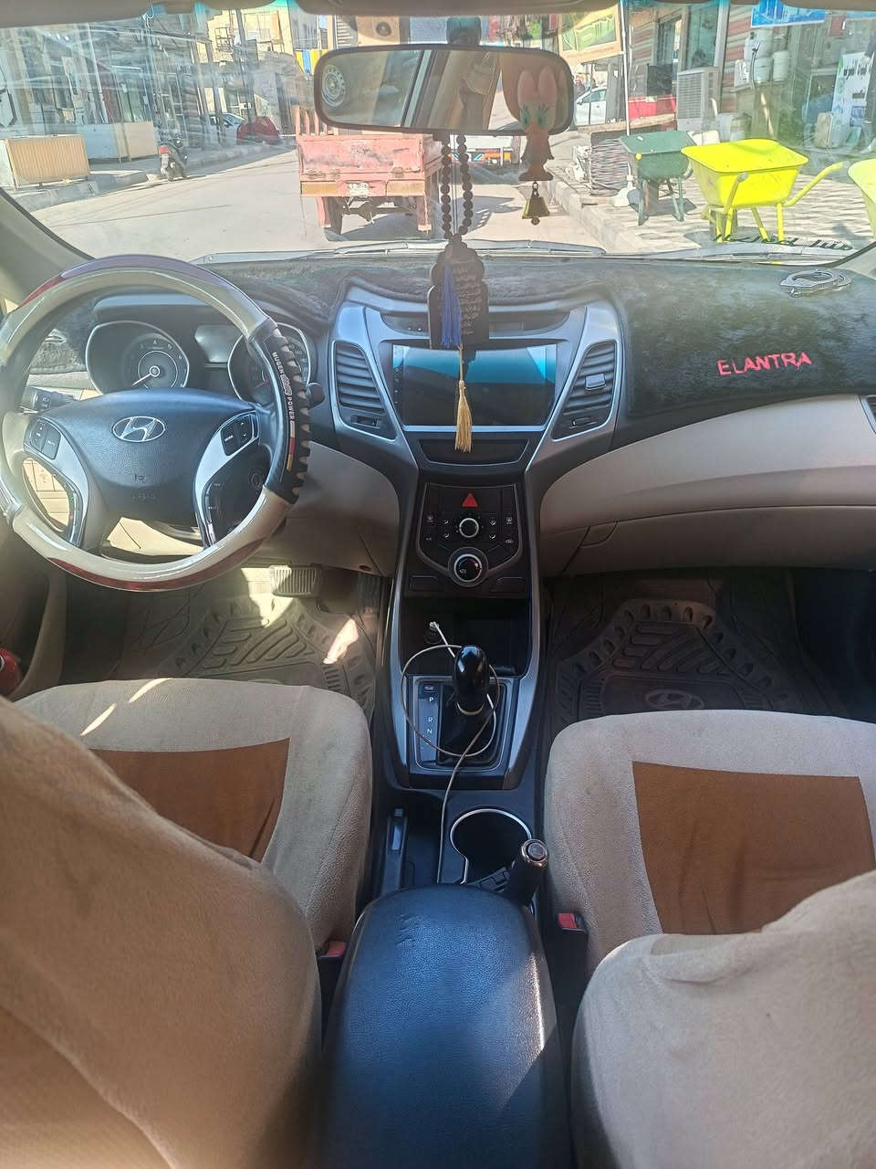 سلام عليكم النترا 2014 خليجي
مكينه ١٨٠٠ مكينه كير شرط للبيع اومراوس
السعر ١٠٣وبيها مجال
التصال *********** بي وتساب
