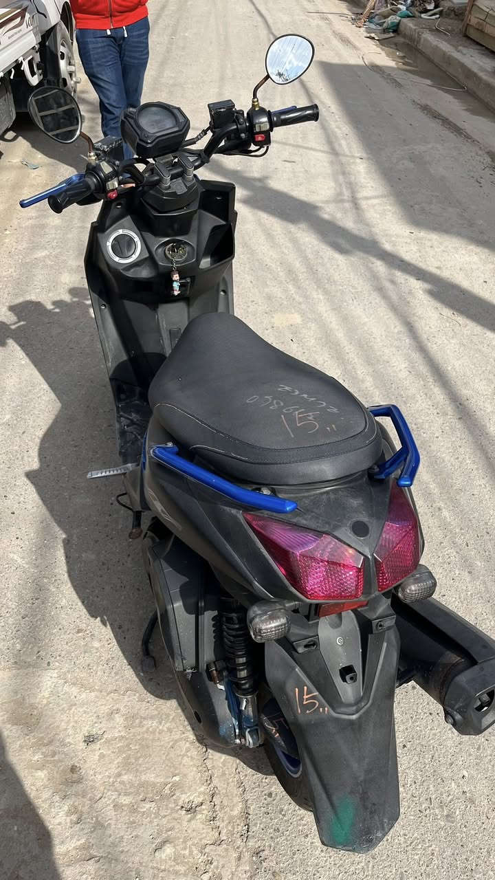 سكنس جبلي حديث بعدها بلكارتون كفاله عامه 
بغداد بلديات ***********
